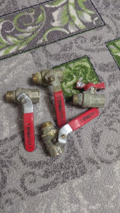 Краны б/у диам. 15