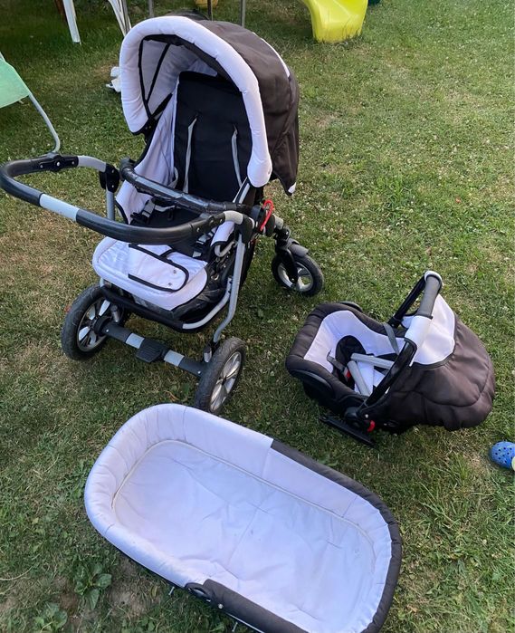 Carucior bebe 3 in 1