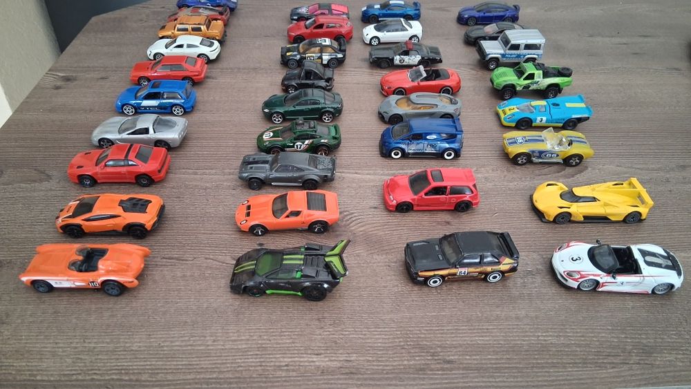 HW, Matchbox, Maisto