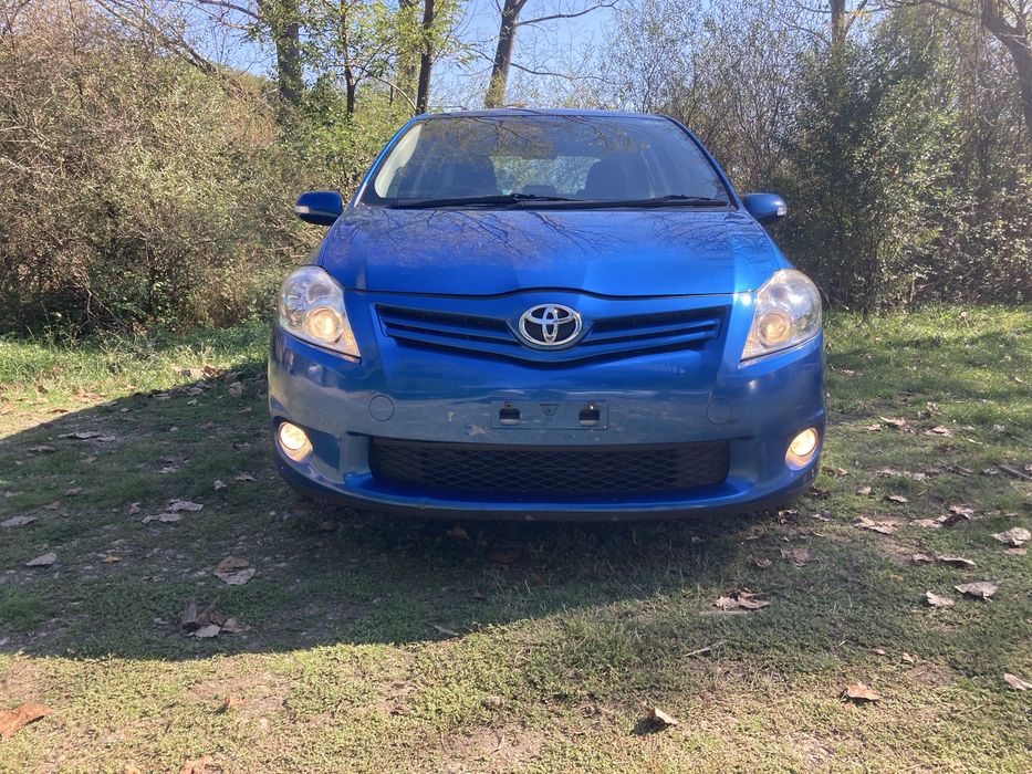 Тойота аурис/toyota auris 1.4D4D 90кс 09-12г