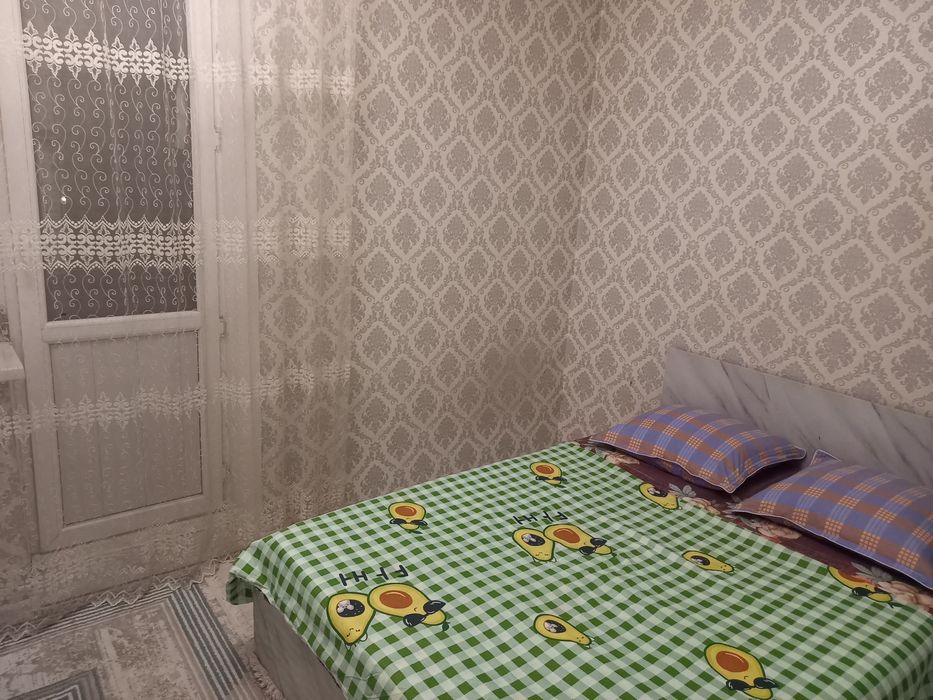 2 ком квартира в центре каспий ред