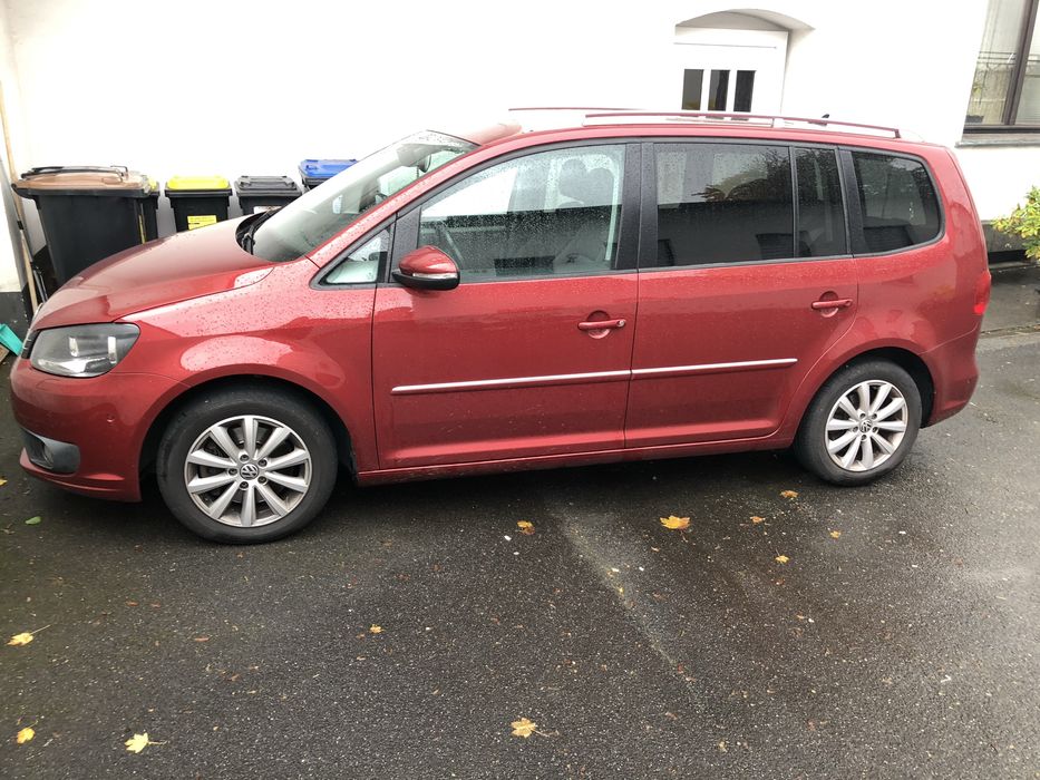 Vand vw Touran 2011 7 locuri