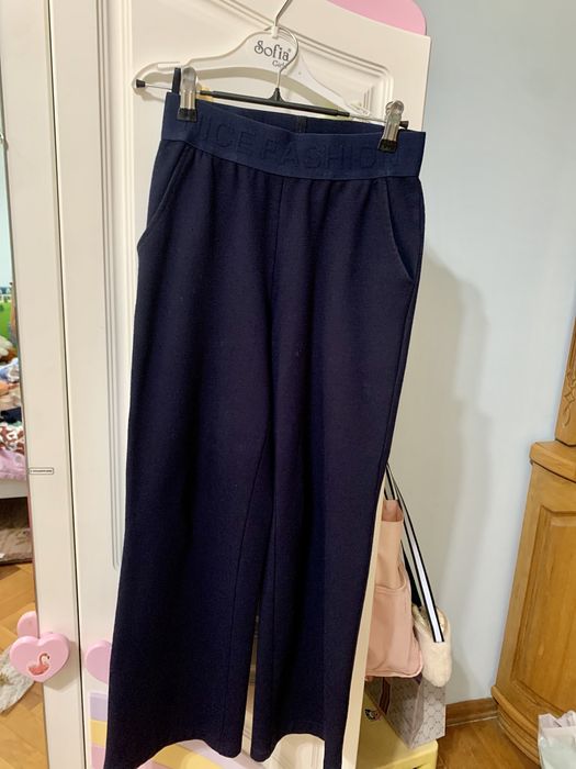 Школьная форма жилетка, брюки, юбка