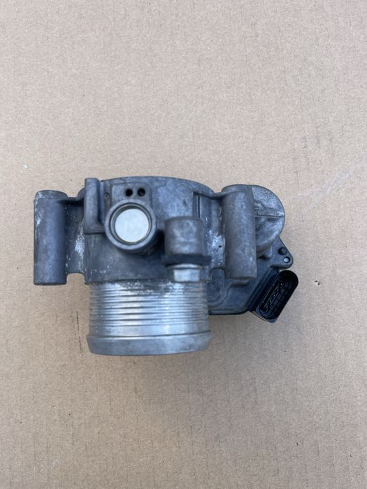 Clapeta Acceleratie VW Passat B7 CC 2.0 TDI CFFB CFGB  cod 03L128063T