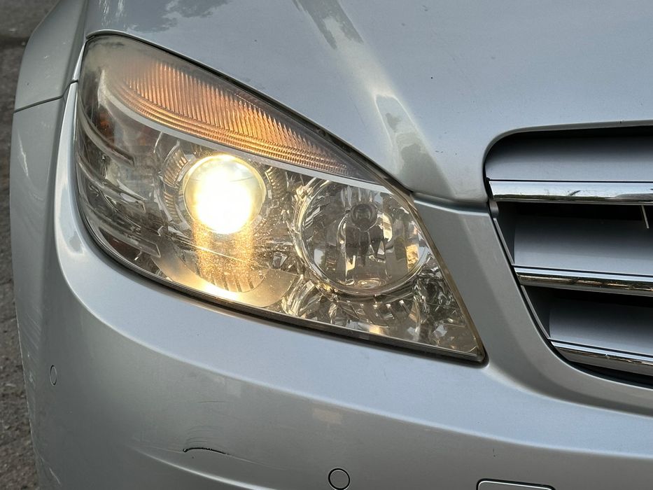 Mercedes C250  на части. 150000 км. 2010 година.