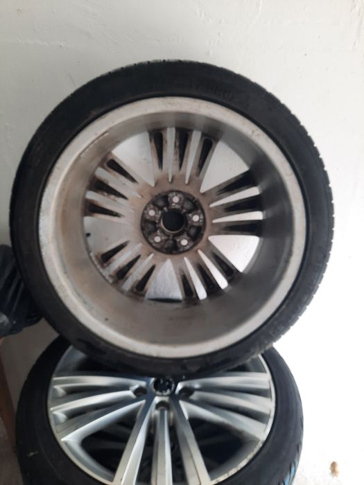 Vând jante originale Skoda Superb 3