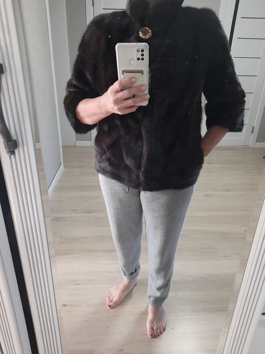 Продам норковую шубу