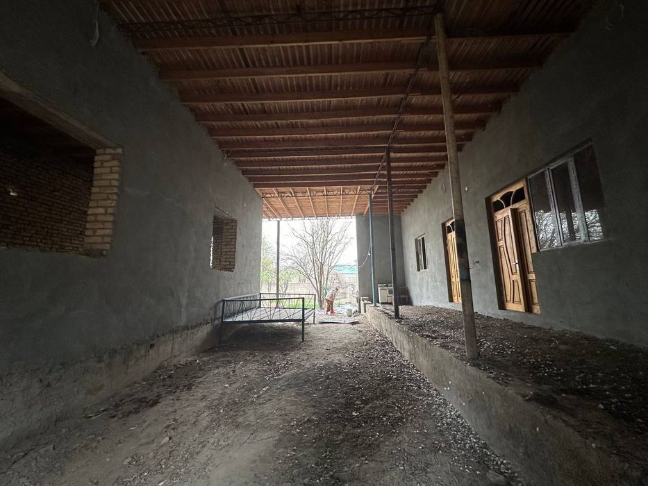 Янги қурилган ҳовли сотилади!