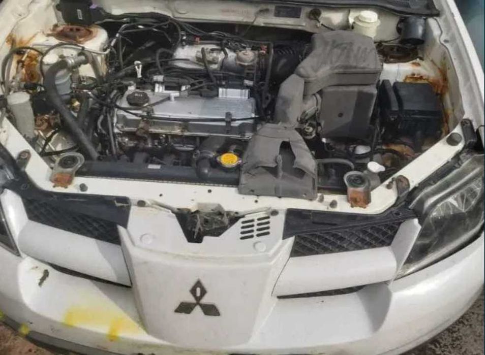 двигатель  на mitsubishi outlander 2.4 4G64