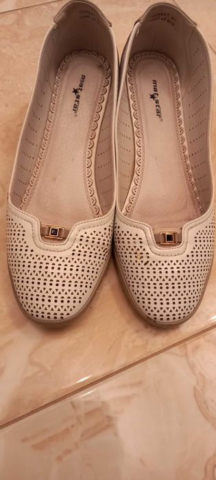 Дамски обувки на Мат стар -41 номер