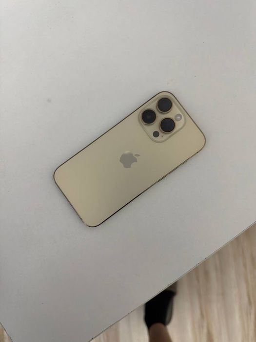 IPhone 14 pro макс