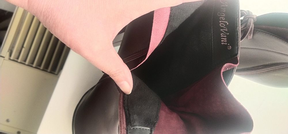 Продается  сапоги