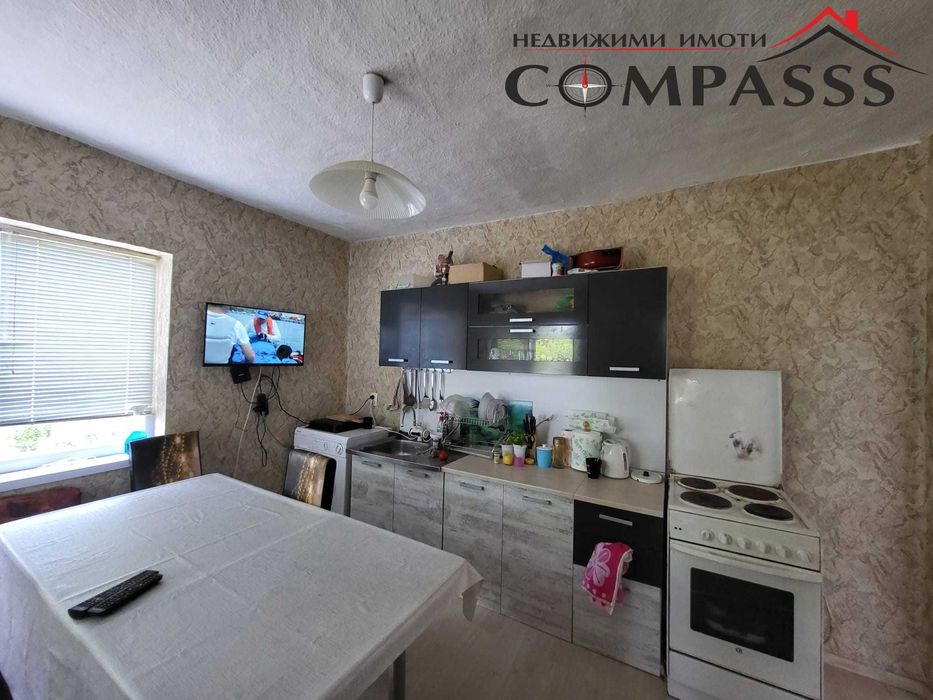 Обл. Добрич, с. Полк. Иваново, къща с двор – 52000евро!