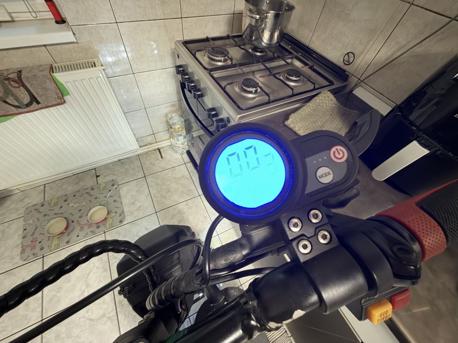 Trotineta electrica Dual moto dm10 functioneaza perfect