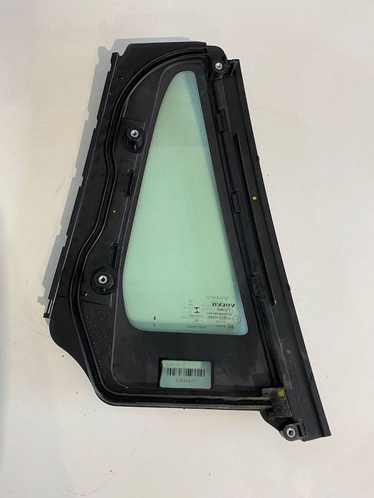 Geam stanga spate mic VOLVO V60 V60 CC 2019+ 31442968 31442970