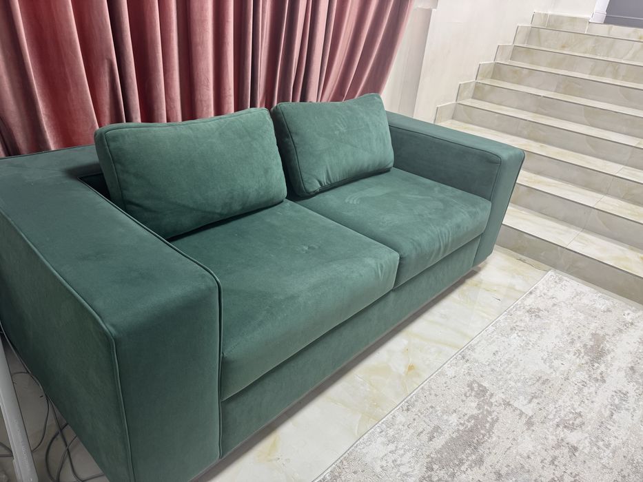 Дизайнерский диван от Mono (нераскладной)