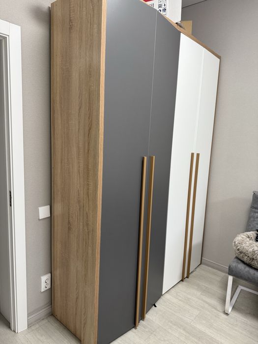 Продам шкаф для спальни