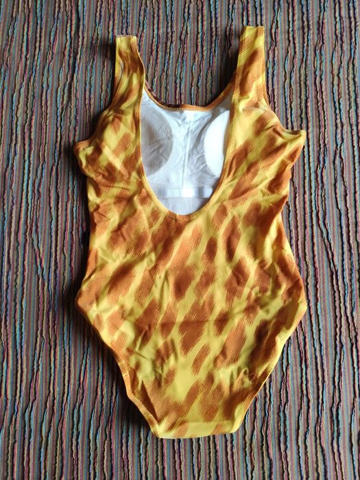 Купальник женский сплошной