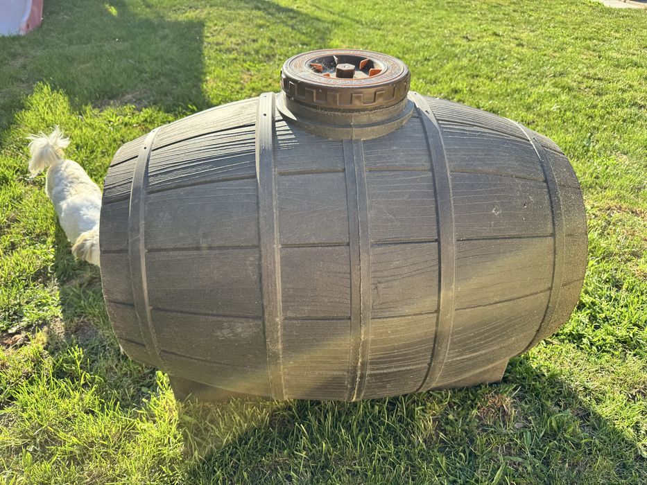 Butoi plastic/vin 200L