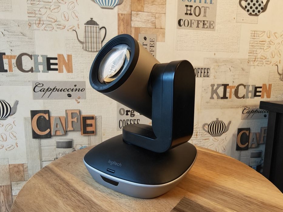 Logitech PTZ Pro 2 –  10x Zoom, cu telcomanda si cabluri