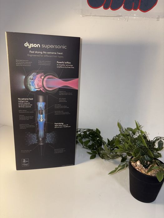 Dyson super sonic