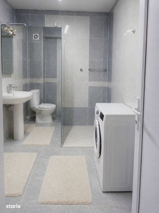 Apartament 58 mp utili+balcon,zona Florilor,et 1