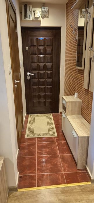 Vând apartament în Caransebeș
