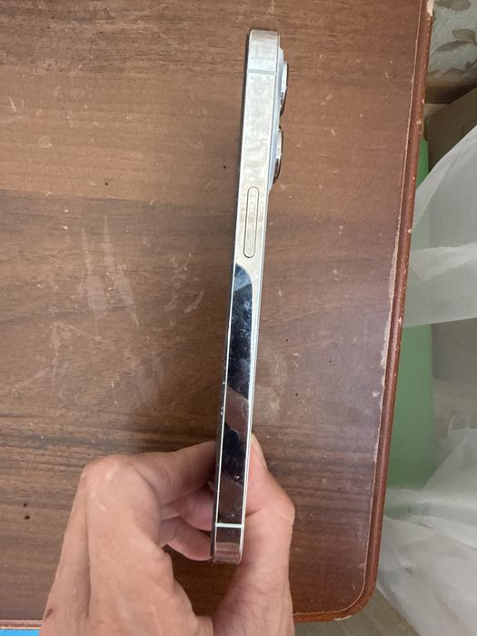 Продам iPhone 13 pro