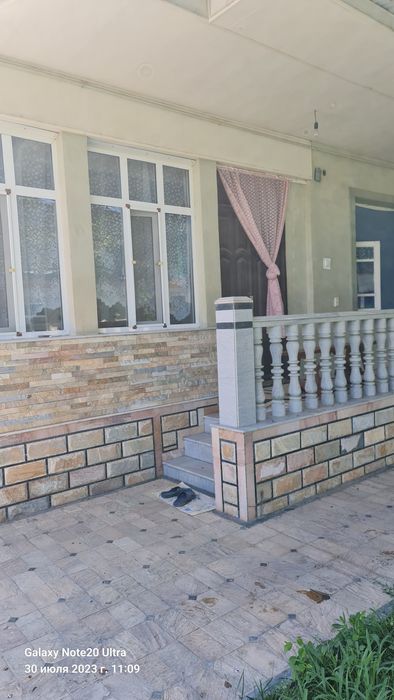 Продается готовый дом с двумя бассейнами у
парка «Янги Узбекистан»