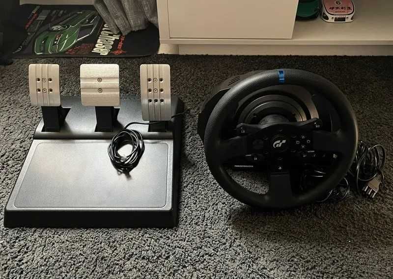 В ГАРАНЦИЯ волан с педали Trustmaster t300 RS GT edition