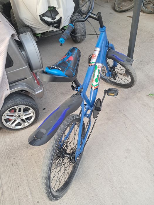 Velik xolati yaxshi razmer 20 teshilmidigan pakrishka qoyilgan