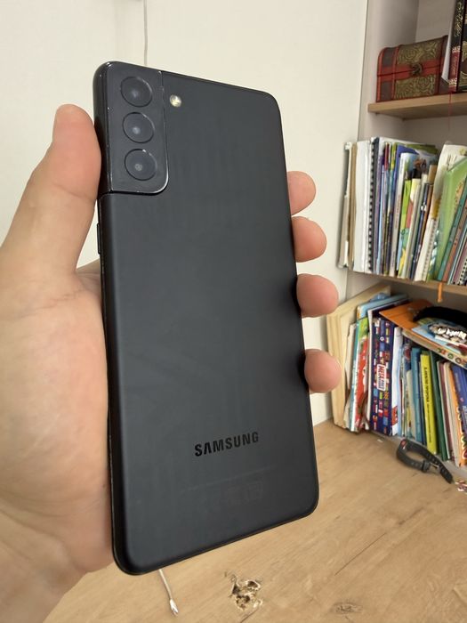 Продаётся Samsung S21+