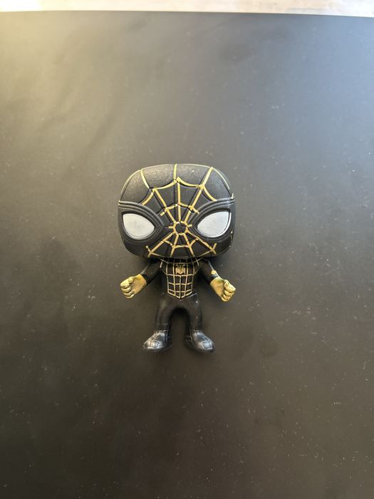 spiderman funko pop negru