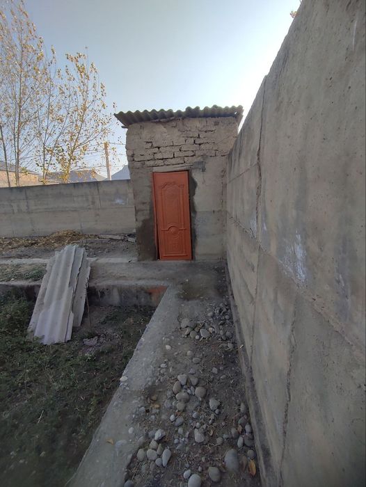 Kitob sufi qishlog'i 8 sotok 7 xona