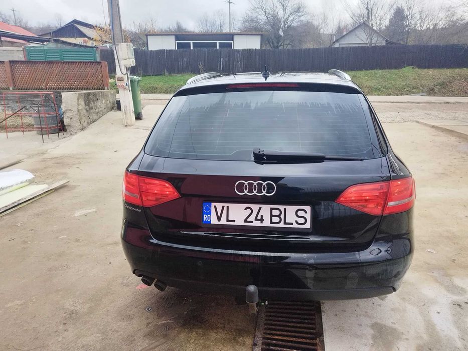 Audi A4  2.0 tdi 2012 pe acte!