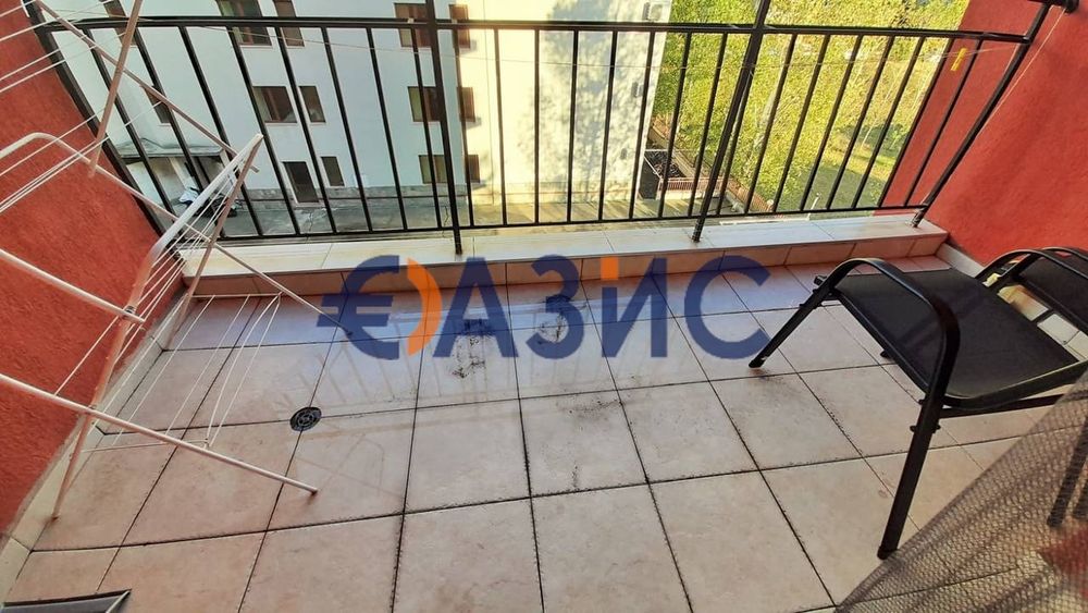 Продава се Едностаен апартамент в к.к. Слънчев бряг - 33 кв.м за 850 €/кв.м - Снимка #3