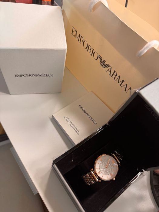 Vând ceas Emporio Armani 1100 lei