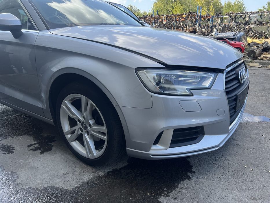 Fata completa Audi A3 8V Berlina 2016