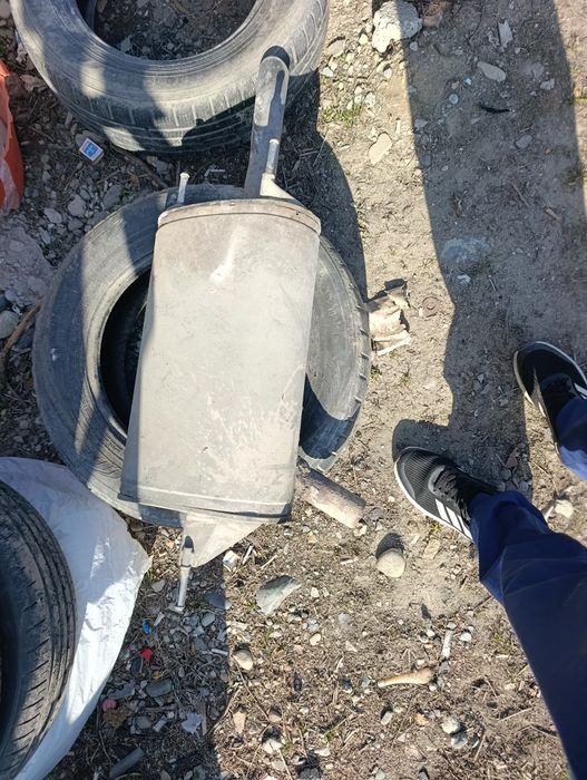 Гушак задний бачок