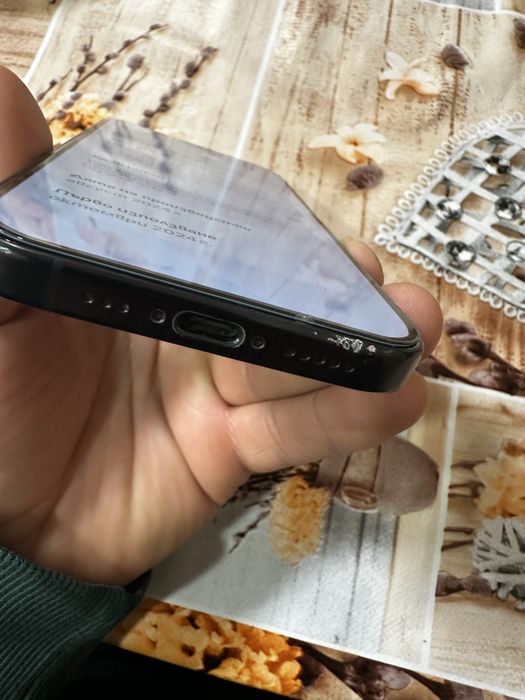 продавам iphone 14pro /iphone 16 забележки