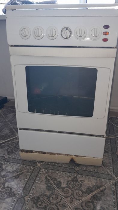 Отдам даром б/у газовою плиту