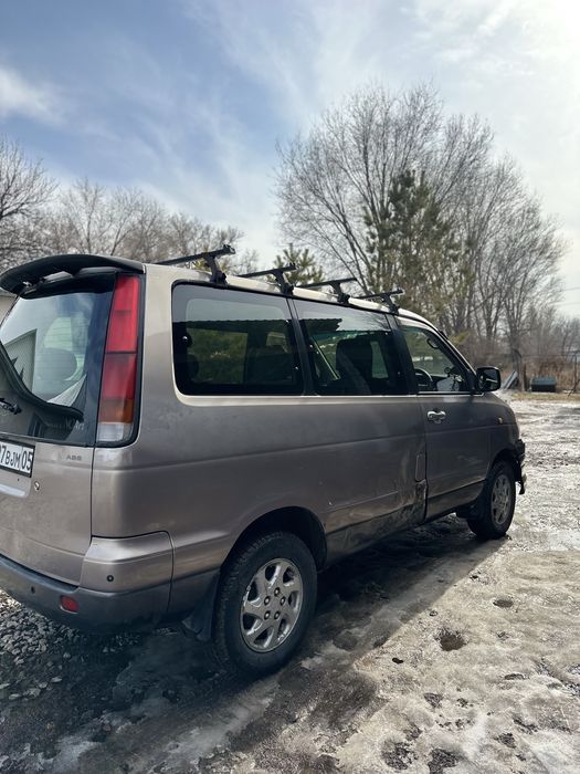 Продам тойота ноах