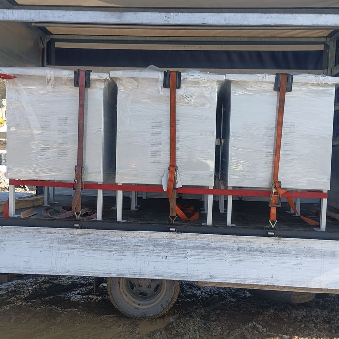 Транспорт с бус до 3.5т. С падащ борд // 8 палетен