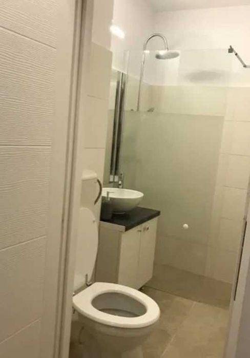 Дава се под наем Едностаен апартамент в Пловдив, Център - 40 кв.м за 204 € - Снимка #1