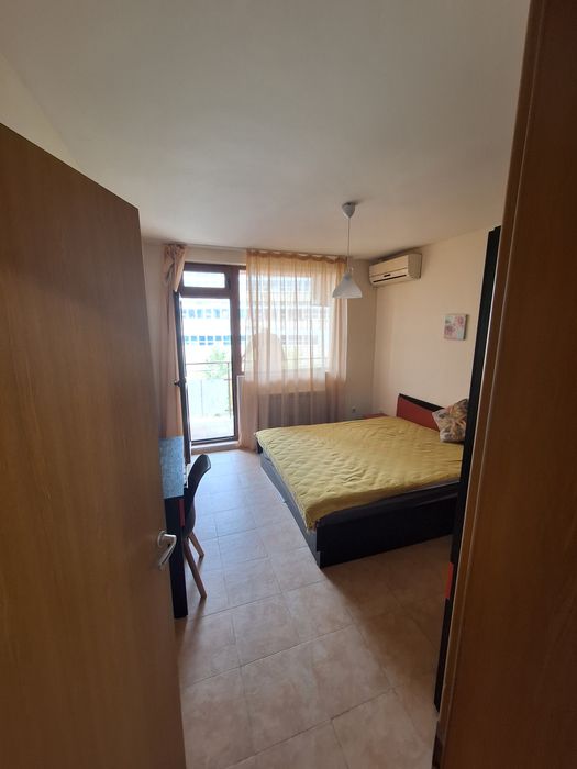 Дава се под наем Двустаен апартамент в София, Хладилника - 65 кв.м за 561 € - Снимка #4