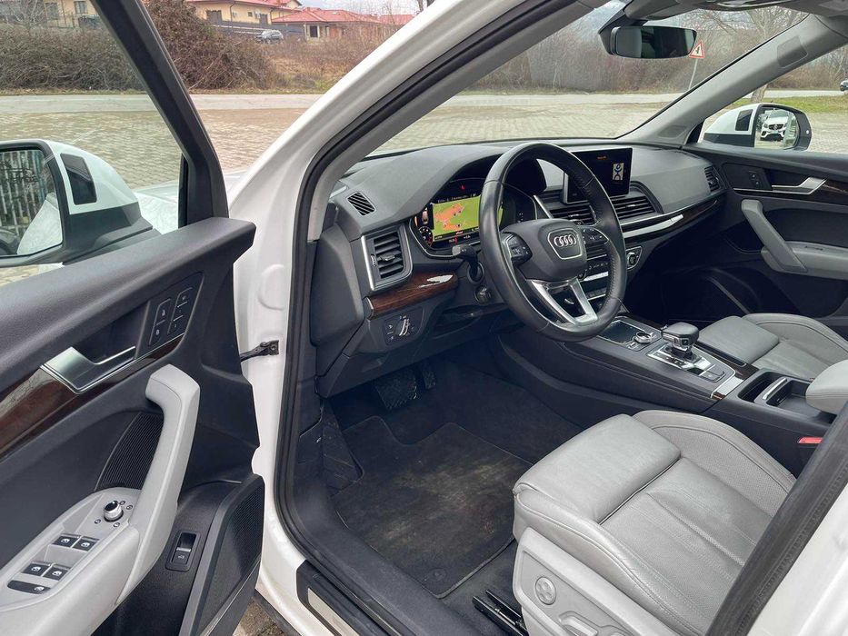 Audi Q5 2020г quattro S-Line