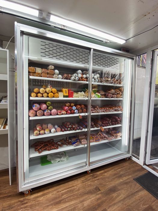 Витринный холодильник