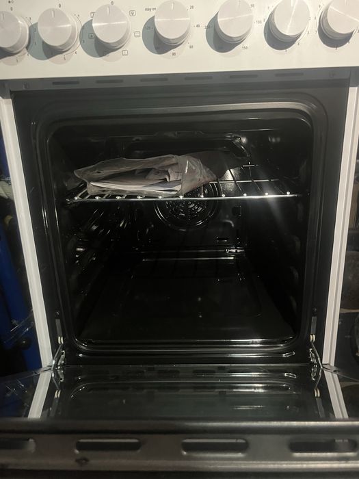 продам срочно электро плиту!!!