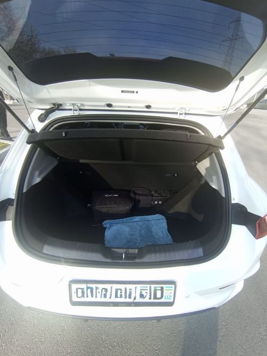 Продается  BYD E2