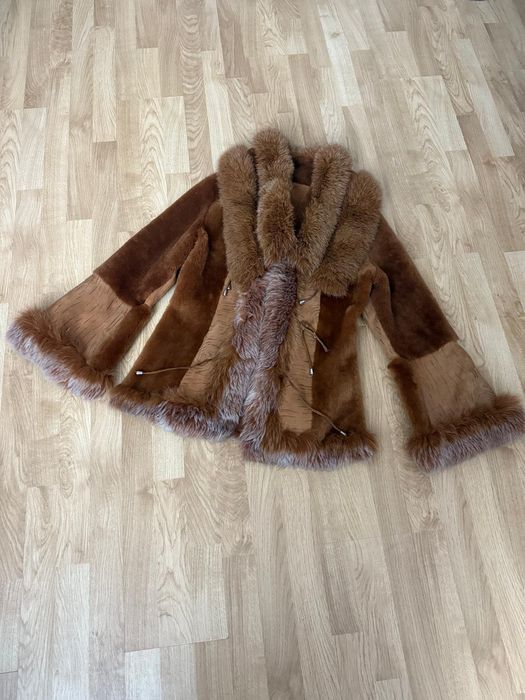 Cojoc cu guler de blană naturală L